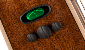 Redondo™ Classic FENDER AND FISHMAN-DESIGNED PREAMP SYSTEM
