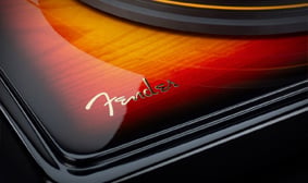 Fender® x MoFi American Vintage Turntable ICONIC TRICOLOR SUNBURST FINISH