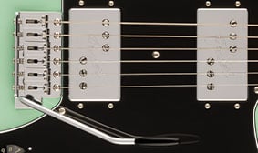 Vintera® II '70s Telecaster® Deluxe with Tremolo VINTAGE-STYLE SYNCHRONIZED TREMOLO WITH BLOCK SADDLES