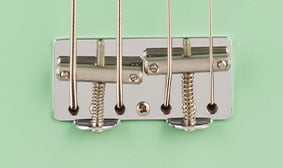 Vintera® II '70s Telecaster® Bass VINTAGE-STYLE 2-SADDLE BRIDGE