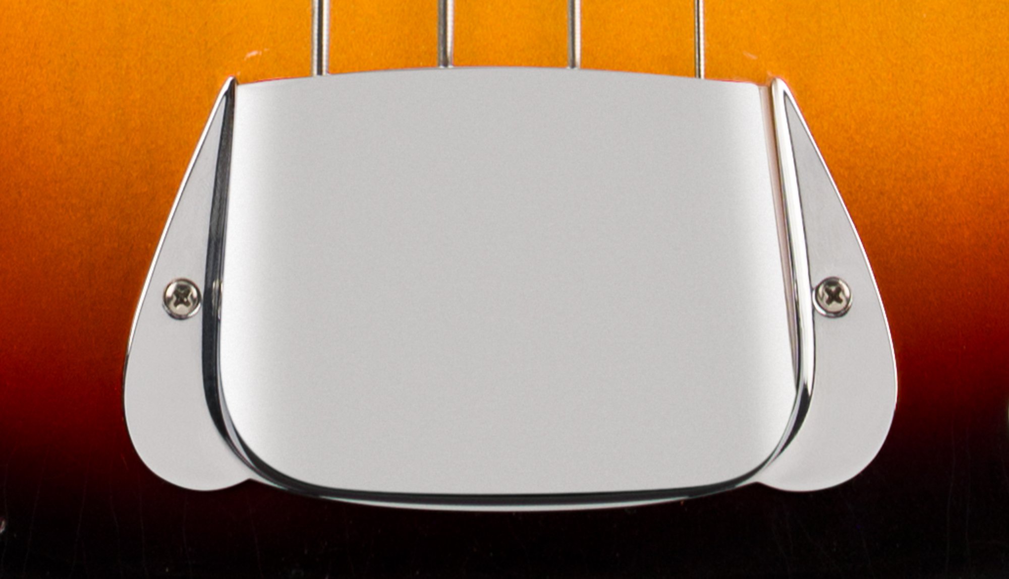James Jamerson 1962 Precision Bass® VINTAGE-STYLE HARDWARE INCLUDING MOUNTED PICKUP AND BRIDGE COVERS