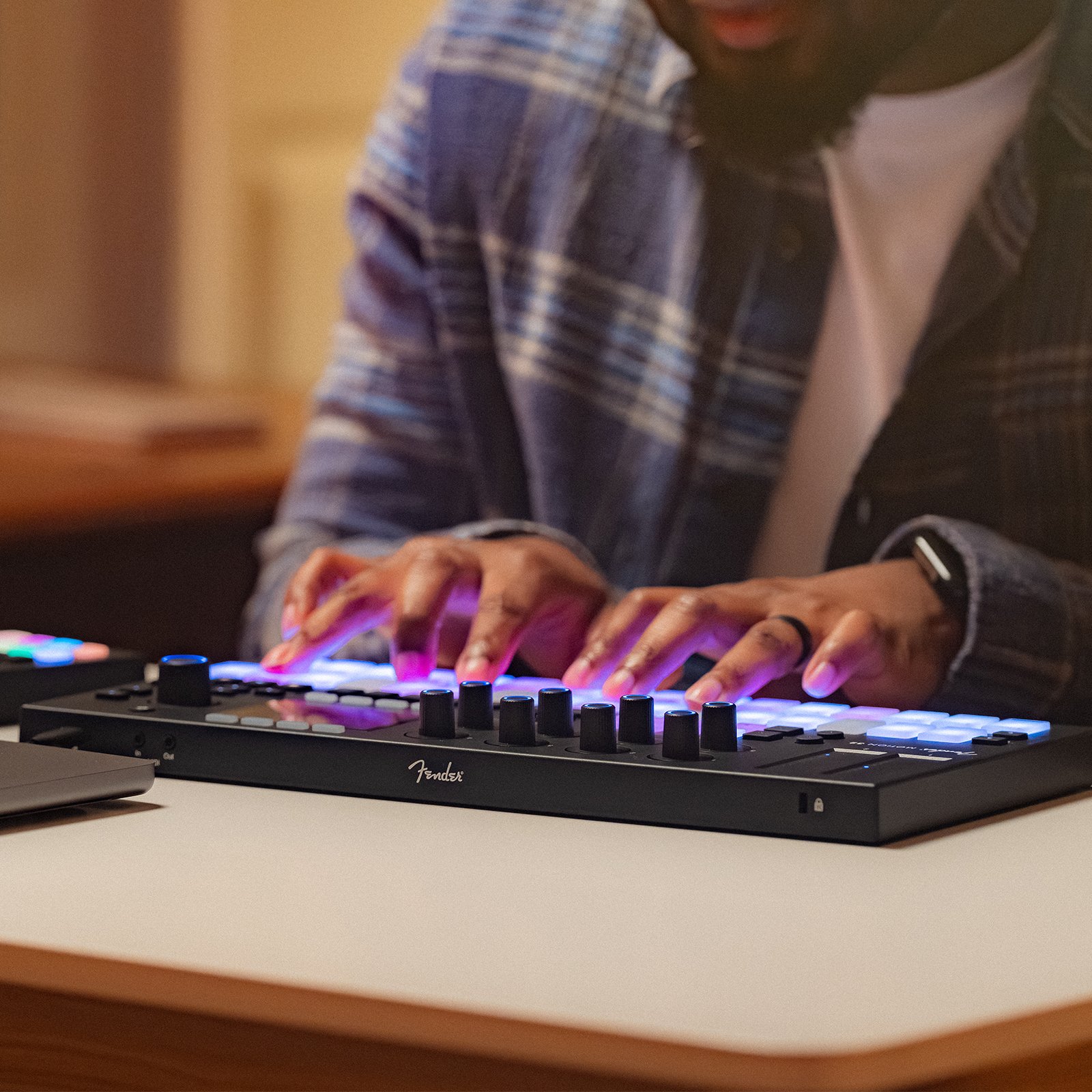 Motion 32 32 RGB POLYPHONIC FATAR PADS