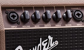 Acoustasonic™ 40 Built-In Reverb