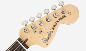 American Performer Stratocaster® HSS New ClassicGear Tuning Machines