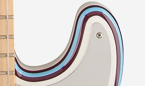 Steve Harris Precision Bass® Pinstripe Body Finish