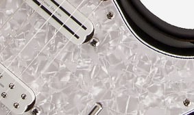 Dave Murray Stratocaster® Pearl Pickguard