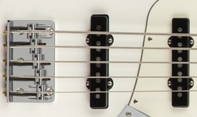 Player Jazz Bass® V NEW PICKUPS