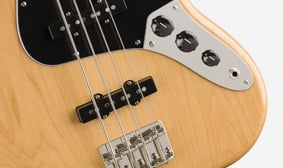 Limited Edition Classic Vibe '70s Jazz Bass®, Aztec Gold NICKEL-PLATED HARDWARE