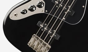 Classic Vibe '70s Jazz Bass®, Left-Handed NICKEL-PLATED HARDWARE