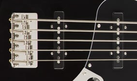 Classic Vibe '70s Jazz Bass® V FENDER-DESIGNED ALNICO PICKUPS